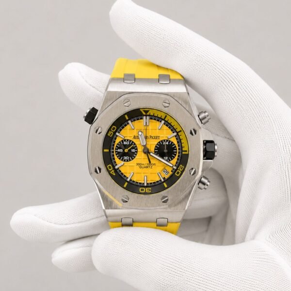 Мъжки Audemars Piguet Royal Oak Offshore Diver Chronograph Yellow 42 mm