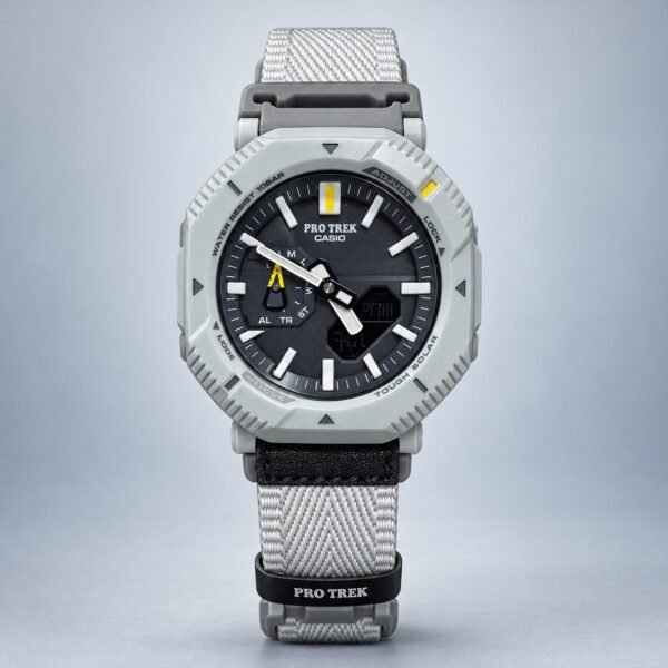 Мъжки Casio Pro Trek Light Grey / Black Dial